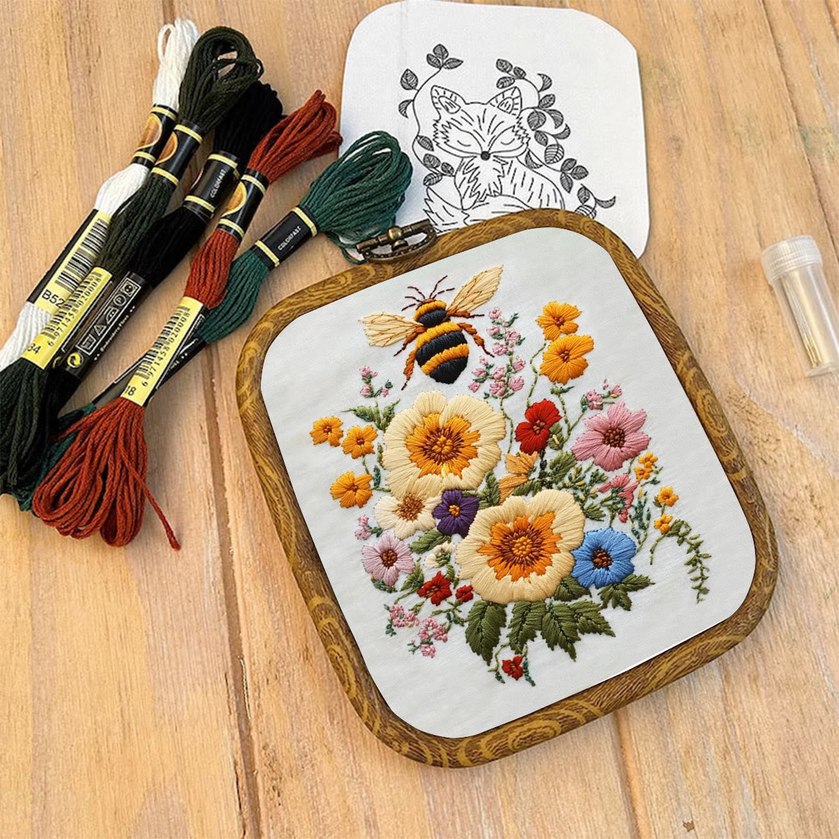 Rubbyoo Embroidery Kit- Bee And Flowers