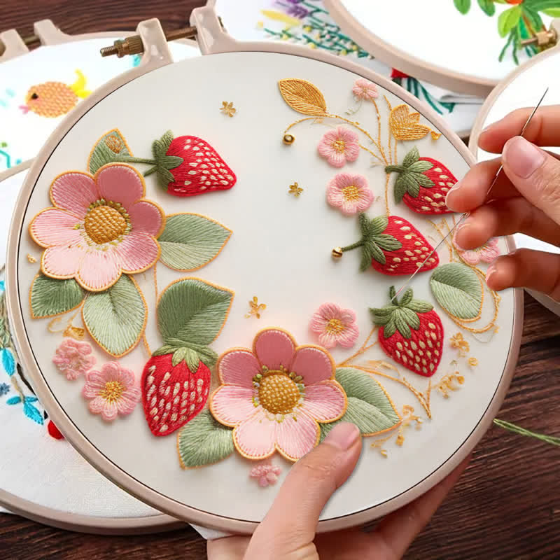 Rubbyoo Embroidery Kit - Strawberries
