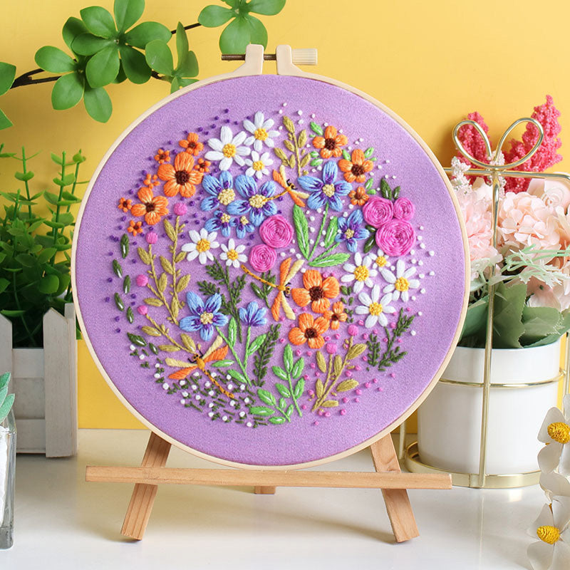 Floral Paradise Embroidery Kit: Create Your Blossoming Masterpiece