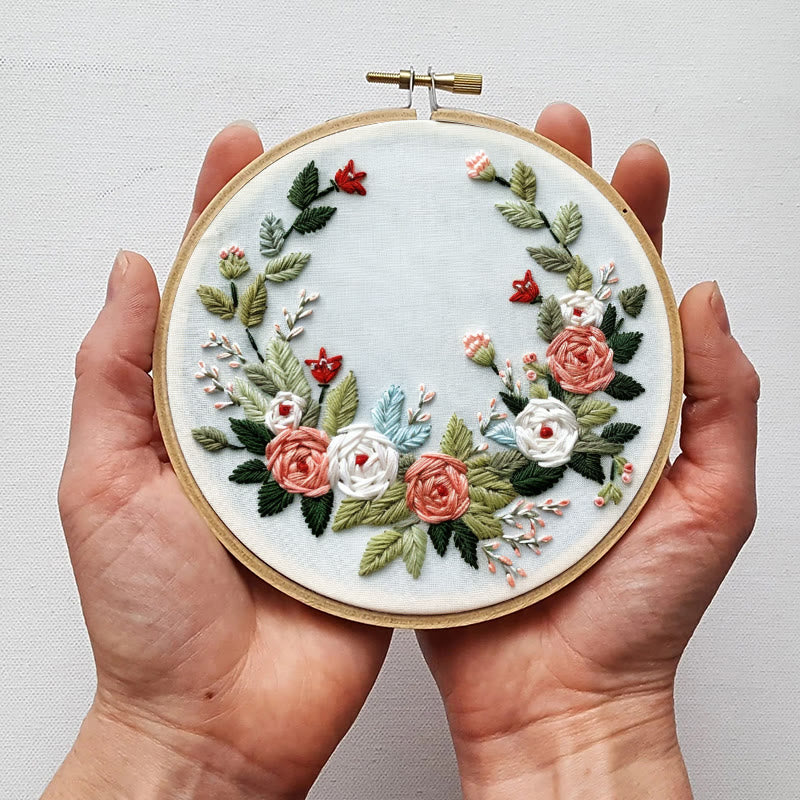 Rubbyoo Embroidery Kit- Christmas Winter Garland