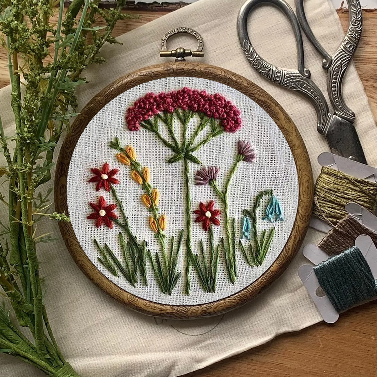 Rubbyoo Embroidery Kit- Red Floral  Pattern | Embroidery Kit For Beginner,Modern Embroidery,Cross Stitch