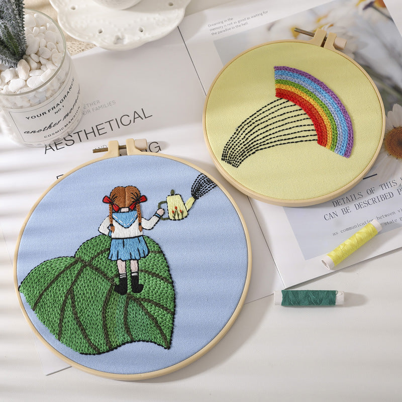 Giraffe and Nature Embroidery Kit: Craft Your Wildlife-Inspired Masterpiece