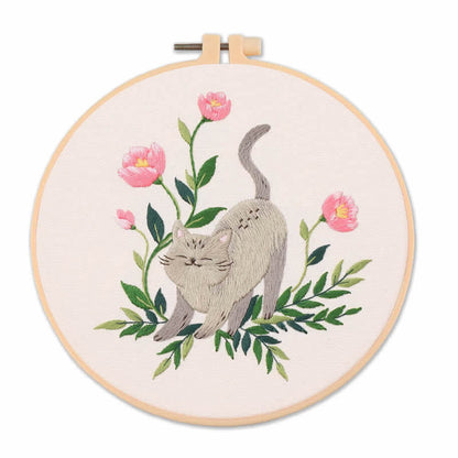 Rubbyoo Animal Embroidery Kit - The Lazy Cat