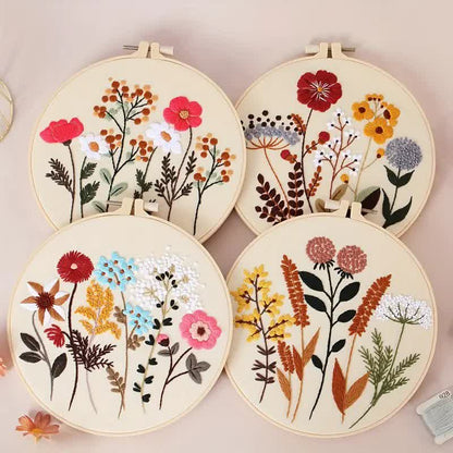 Rubbyoo Embroidery Kit - Floral Pattern