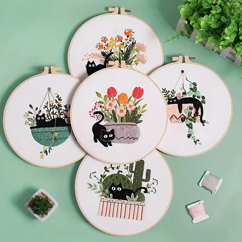Rubbyoo Embroidery Kit - Cute Black Cat