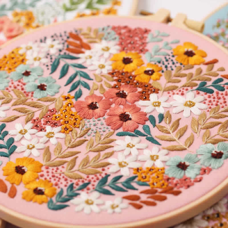 Rubbyoo Embroidery Kit - Flower Bouquet