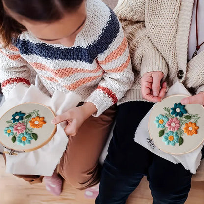 Rubbyoo Embroidery Kit - Folk Floral