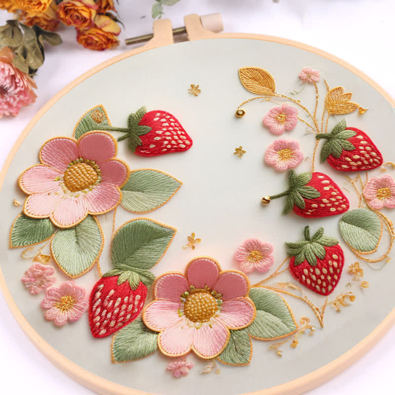 Rubbyoo Embroidery Kit - Strawberries
