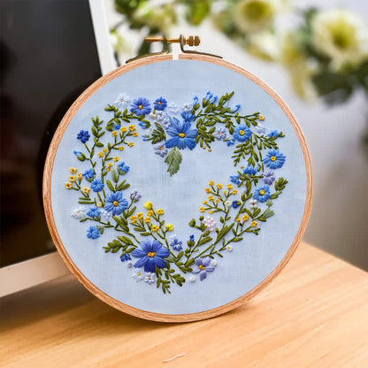 Rubbyoo Embroidery Kit - Blue Daisies