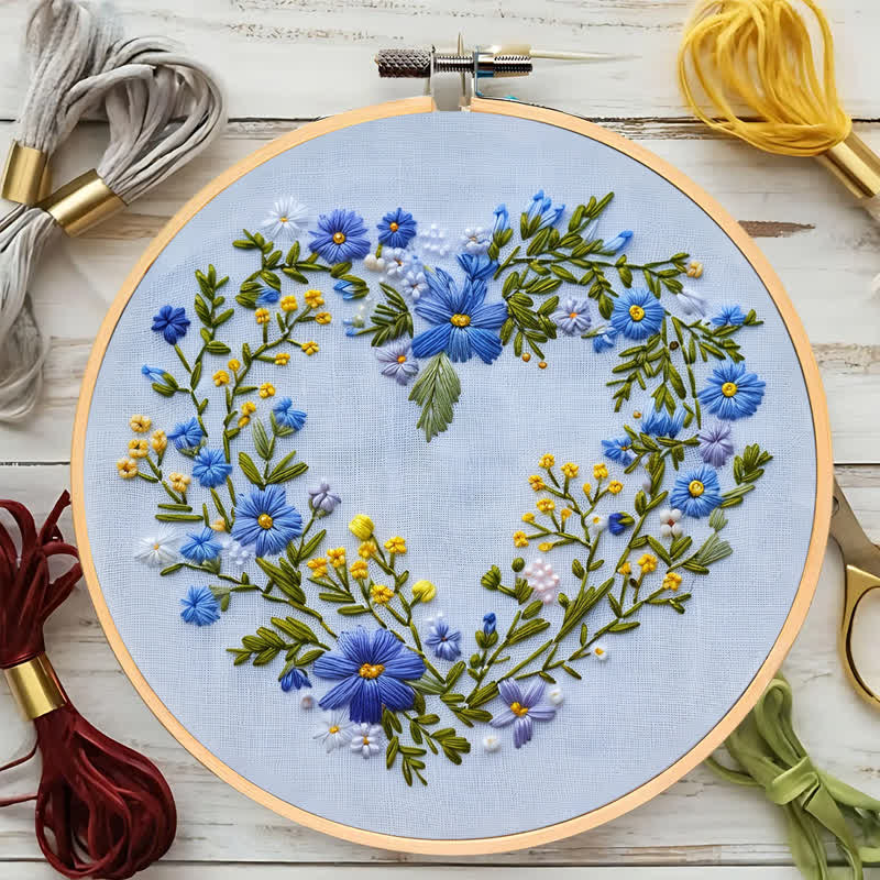 Rubbyoo Embroidery Kit - Blue Daisies