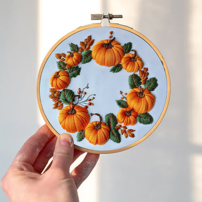 Rubbyoo Embroidery Kit - Original Pumpkin