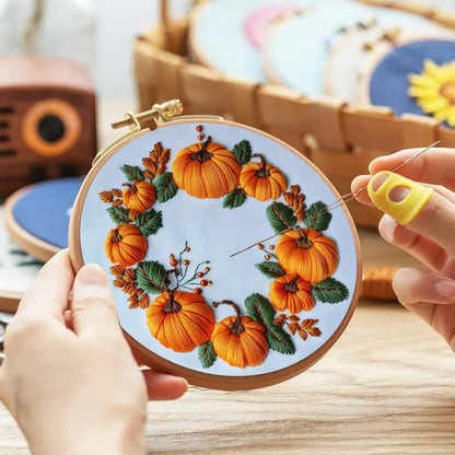 Rubbyoo Embroidery Kit - Original Pumpkin