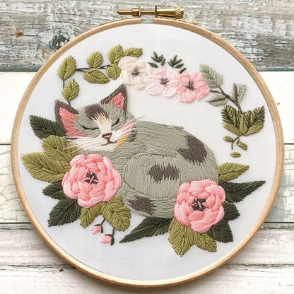 Rubbyoo Embroidery Kit - Sleeping Cat