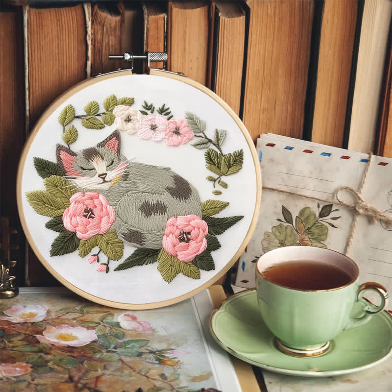 Rubbyoo Embroidery Kit - Sleeping Cat
