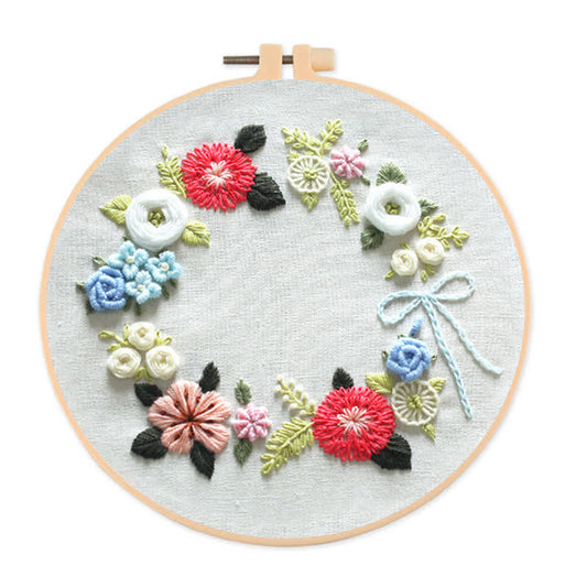 Rubbyoo Embroidery Kit - Retro Floral