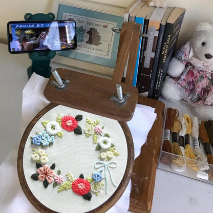 Rubbyoo Embroidery Kit - Retro Floral