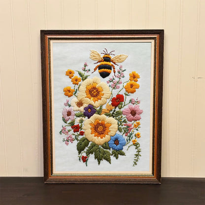 Rubbyoo Embroidery Kit-  Bee And Flowers