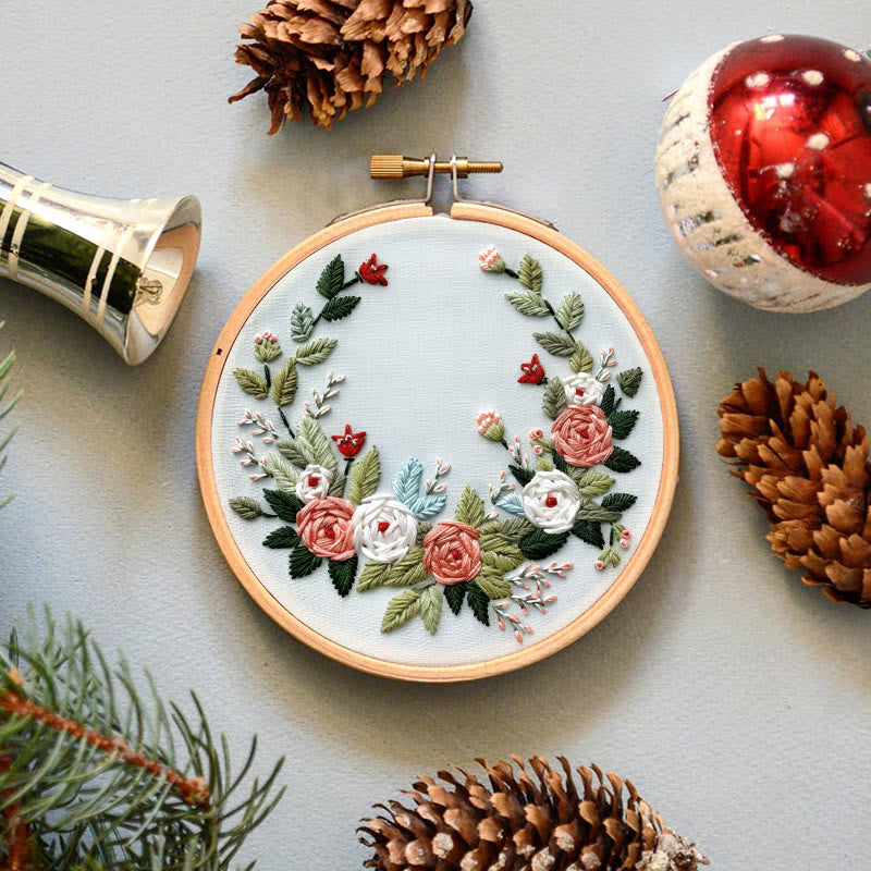 Rubbyoo Embroidery Kit- Christmas Winter Garland