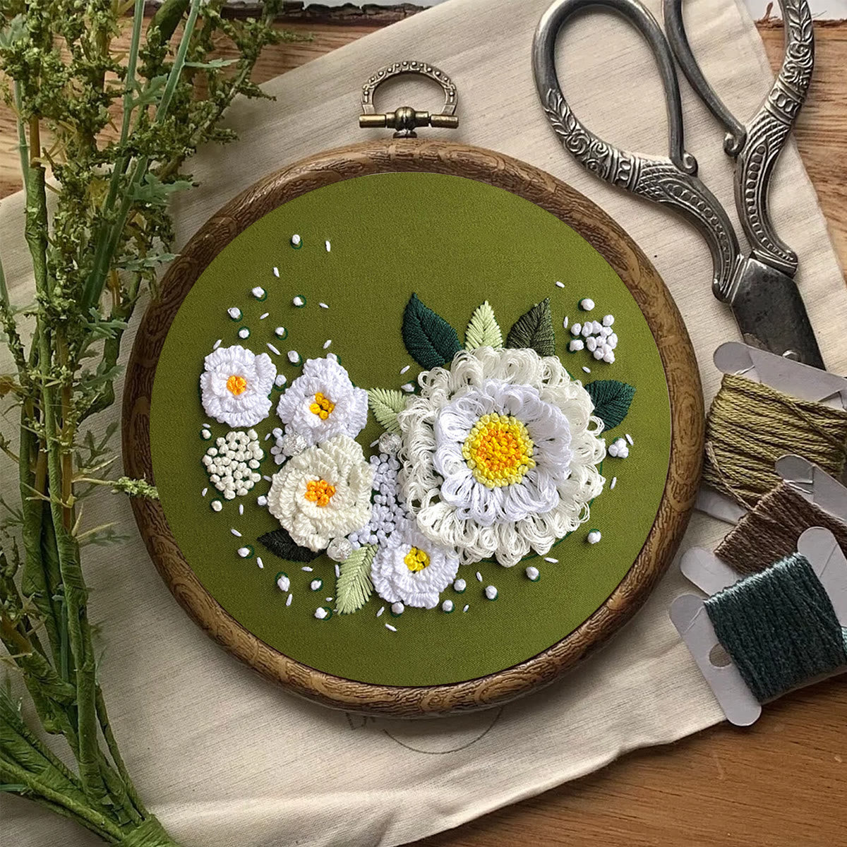 Rubbyoo Embroidery Kit-  Daisy Starter Kit For Craft Lover