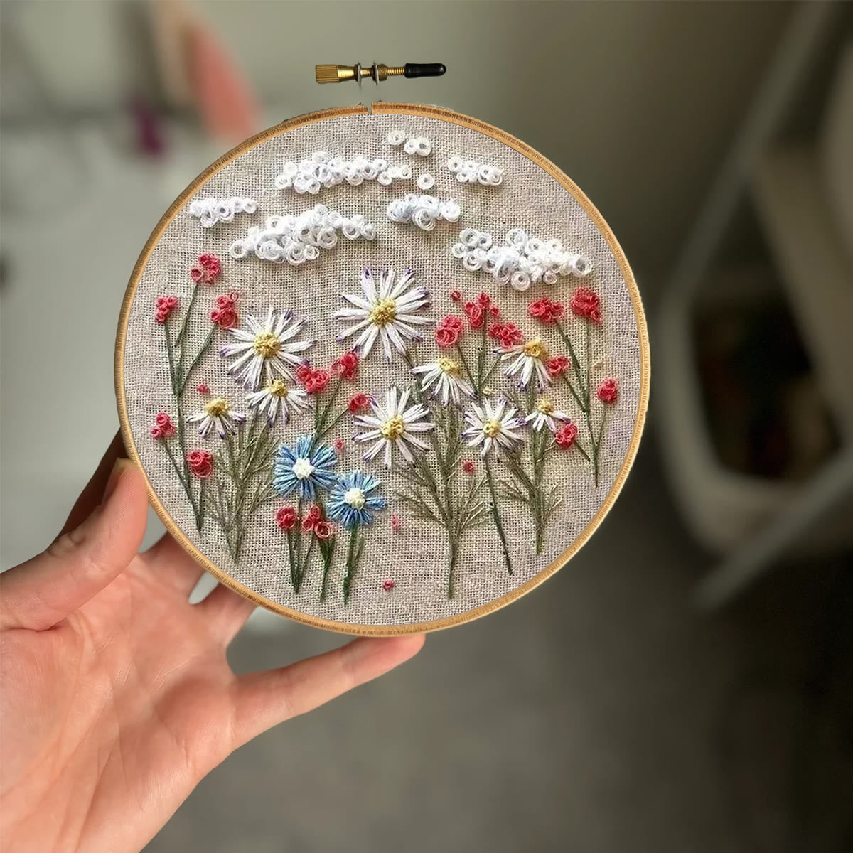 Rubbyoo Embroidery Kit- Daisy Pattern | Embroidery Kit For Beginner,Modern Embroidery