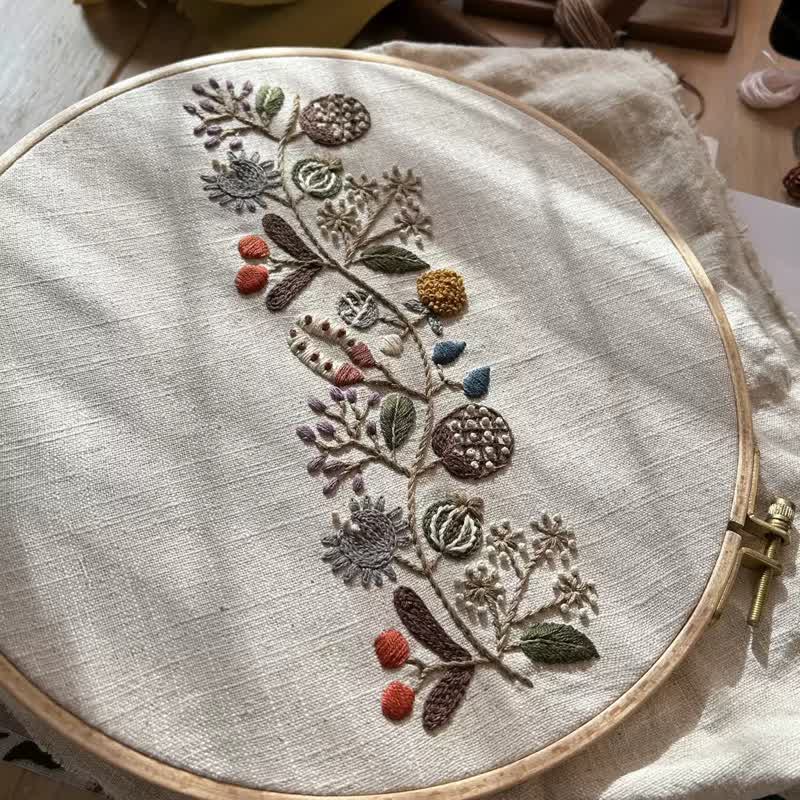 Decorative Painting Embroidery - Wild Flowers Beginner Friendly Embroidery