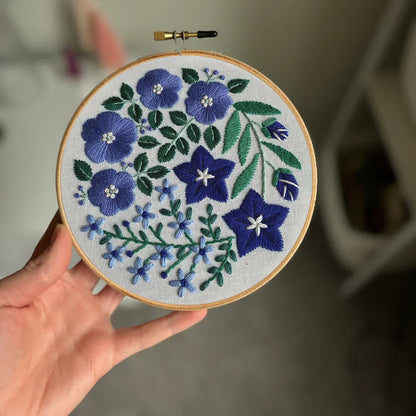 Rubbyoo Embroidery Kit - Blue Flowers
