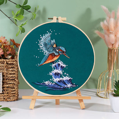 Aquatic Wonders Embroidery Kit: Craft Your Underwater Masterpiece