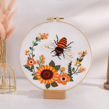 Buzzy Bee And Wildflower - Themed DIY Embroidery Kits