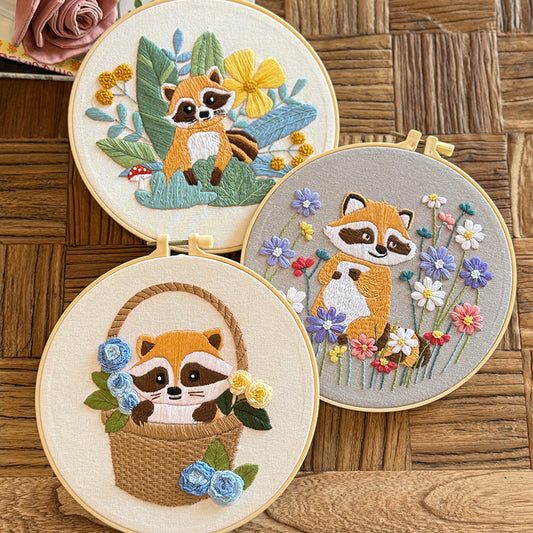 Raccoon Garden - Themed DIY Embroidery Kits