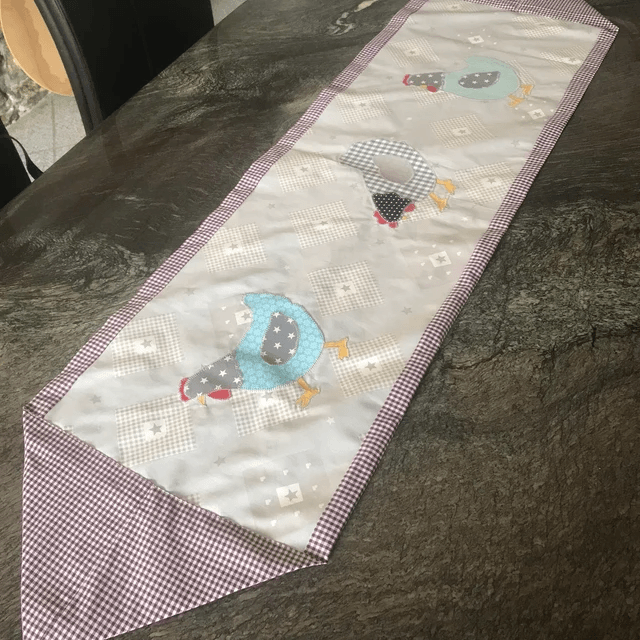 Weekend Chicken Table Runner Pattern Sewing Templates Set - With Instructions