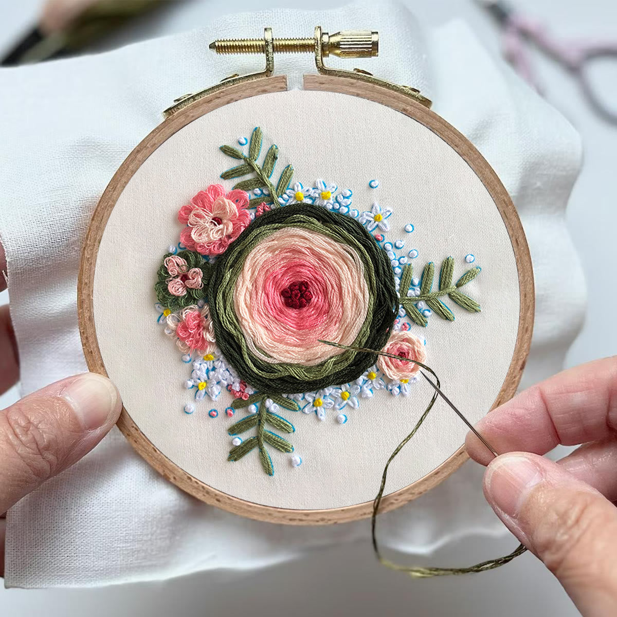 Rubbyoo Embroidery Kit-  Woven Rose Starter Kit For Craft Lover