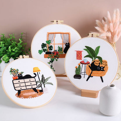 Holiday Cats 2 Embroidery Kits for Beginner