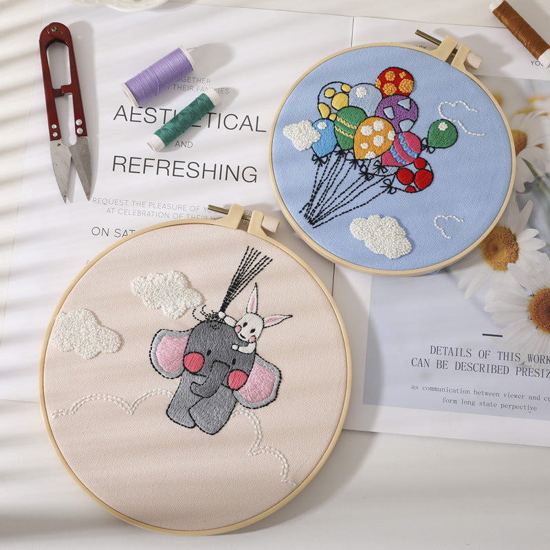 Giraffe and Nature Embroidery Kit: Craft Your Wildlife-Inspired Masterpiece