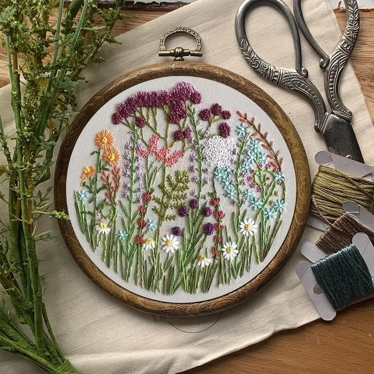 Rubbyoo Embroidery Kit- Cloroful Flower  Pattern | Embroidery Kit For Beginner,Modern Embroidery,Cross Stitch