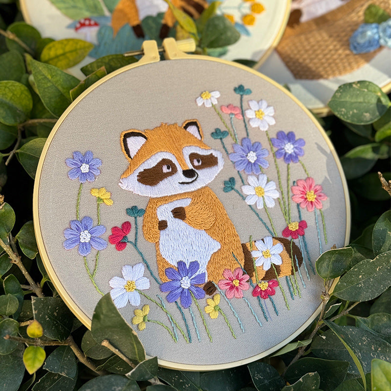 Raccoon Garden - Themed DIY Embroidery Kits
