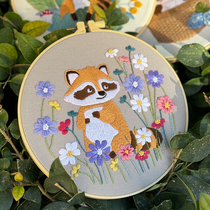 Raccoon Garden - Themed DIY Embroidery Kits