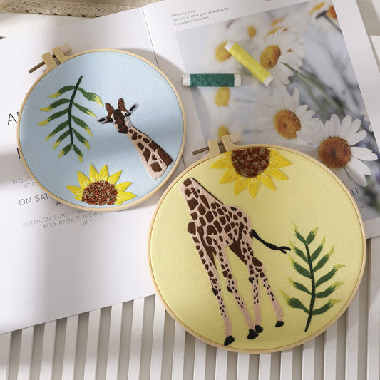 Giraffe and Nature Embroidery Kit: Craft Your Wildlife-Inspired Masterpiece