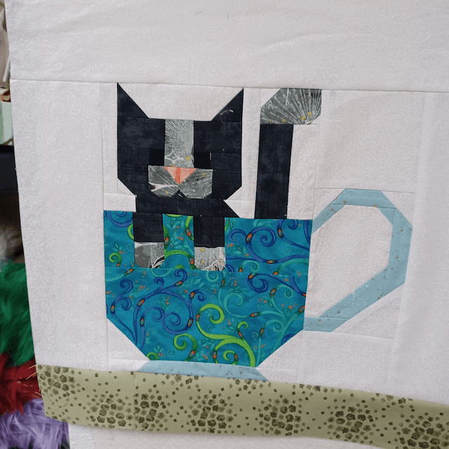 Kittens in Cups Quilt Pattern Template - With Instructions