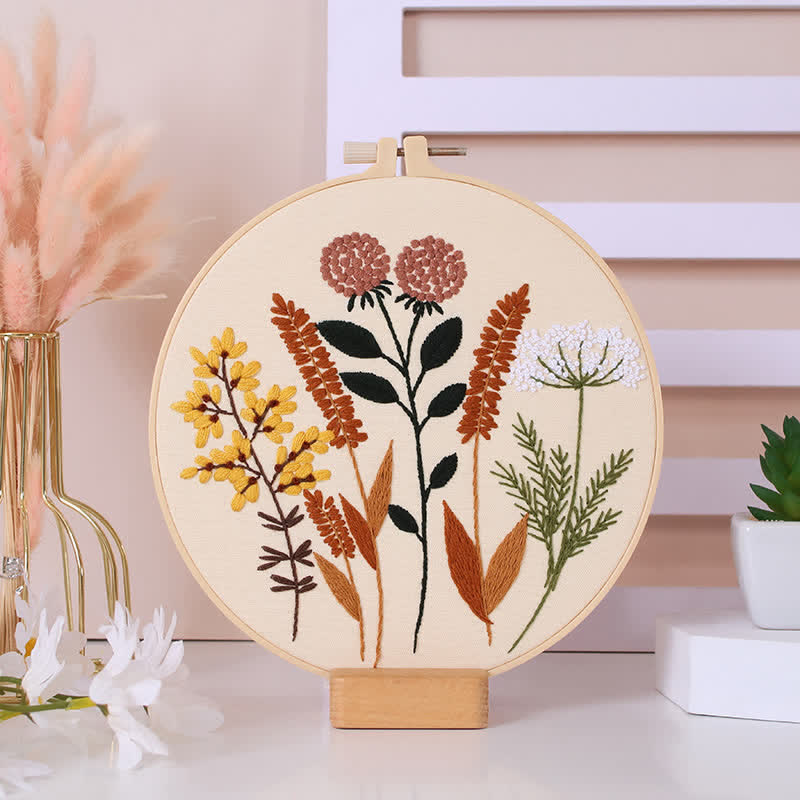 Rubbyoo Embroidery Kit - Floral Pattern