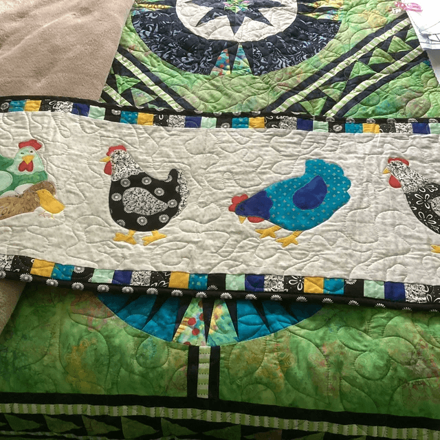 Weekend Chicken Table Runner Pattern Sewing Templates Set - With Instructions