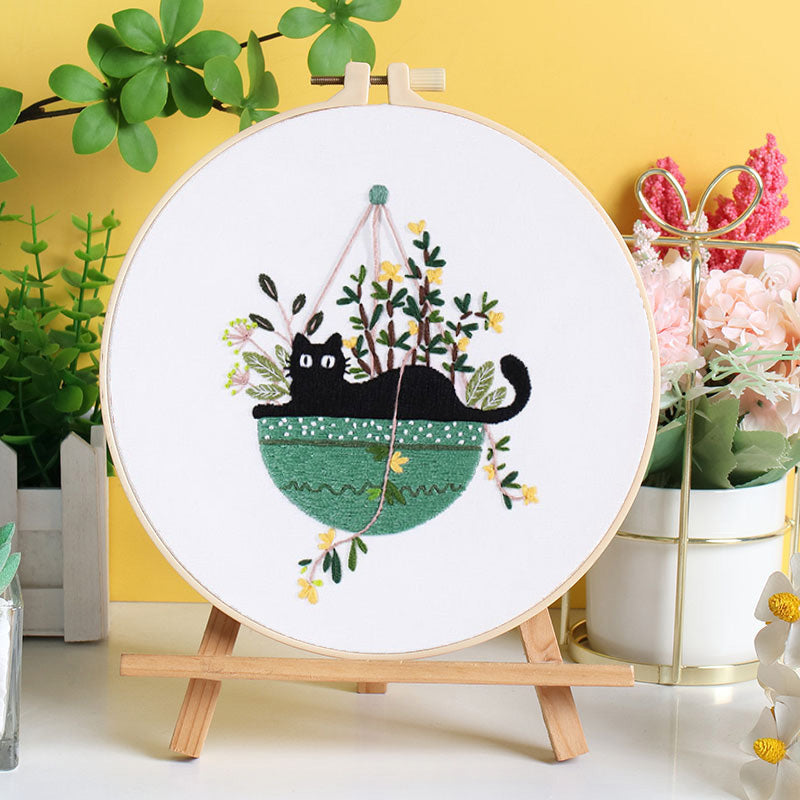 Holiday Cats Embroidery Kit for Beginners