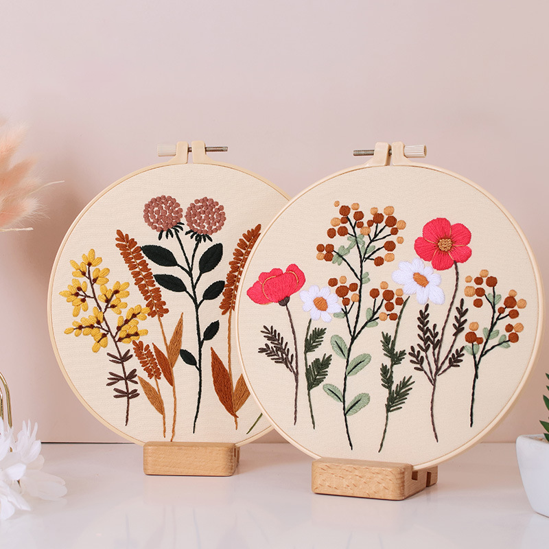 Embroidery Hoop Flowers In Bloom Gift Kit for Beginner