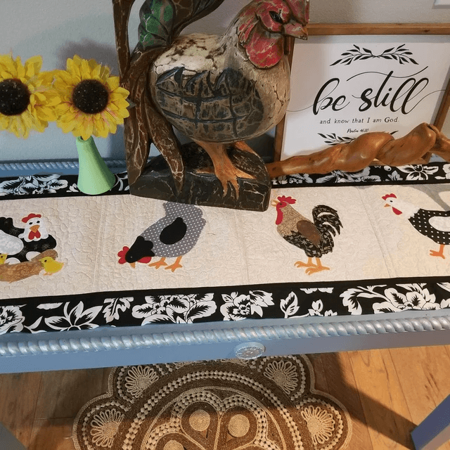 Weekend Chicken Table Runner Pattern Sewing Templates Set - With Instructions