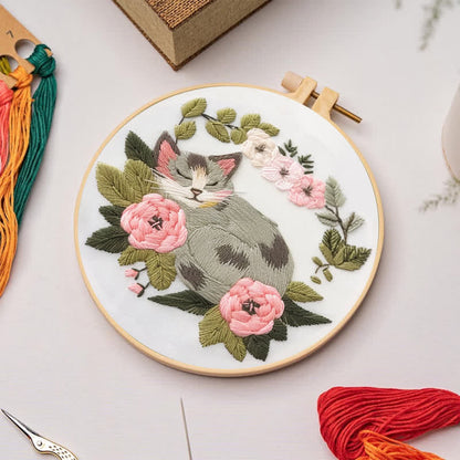 Rubbyoo Embroidery Kit - Sleeping Cat