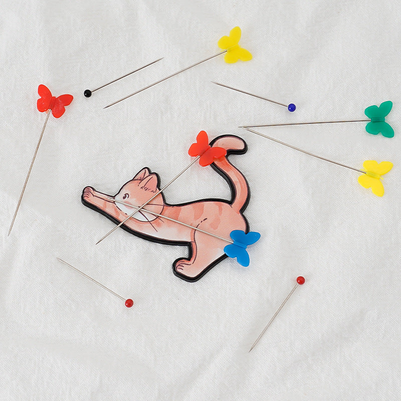 Cat-Shaped Magnetic Needle Minder: Your Crafting Companion